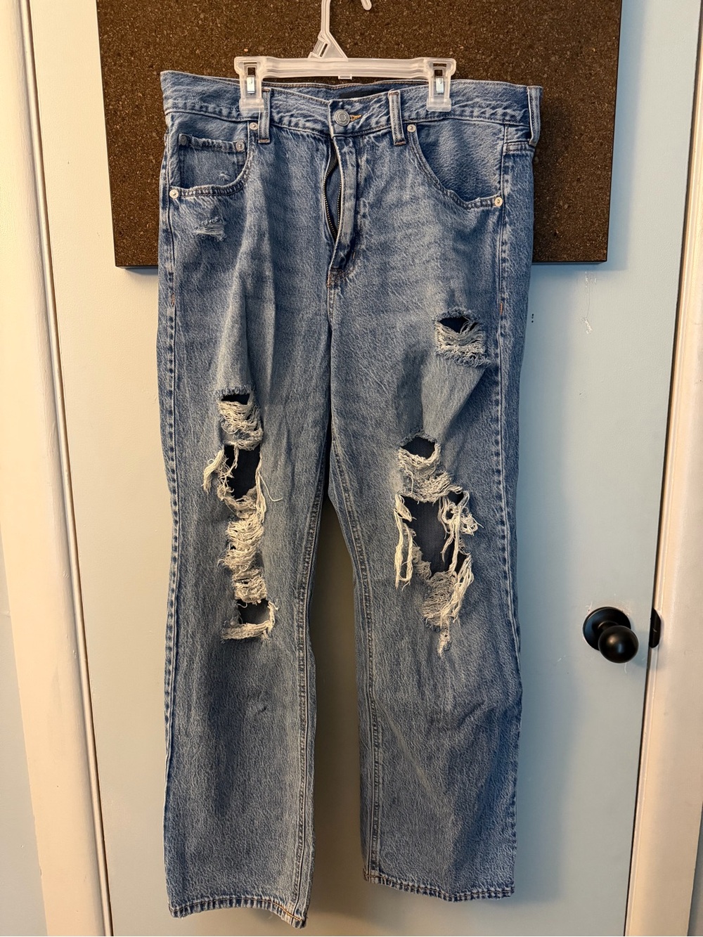 Aeropostale Light Blue High-Rise Baggy Ripped Jeans